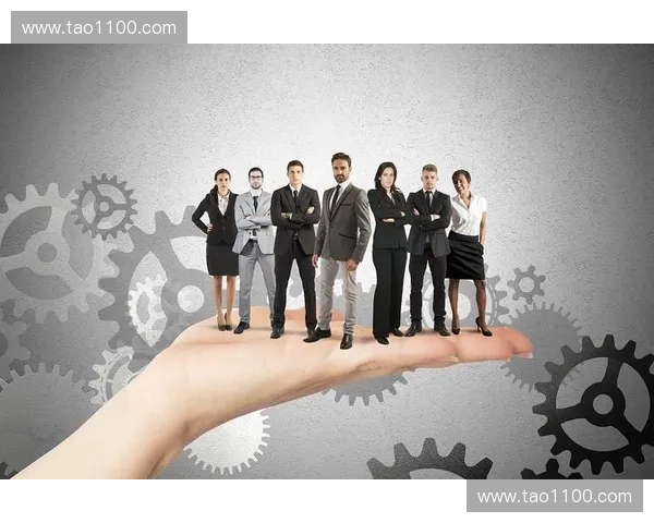 英雄在不攻击的情况下如何实现自我超越与团队协作的终极探索